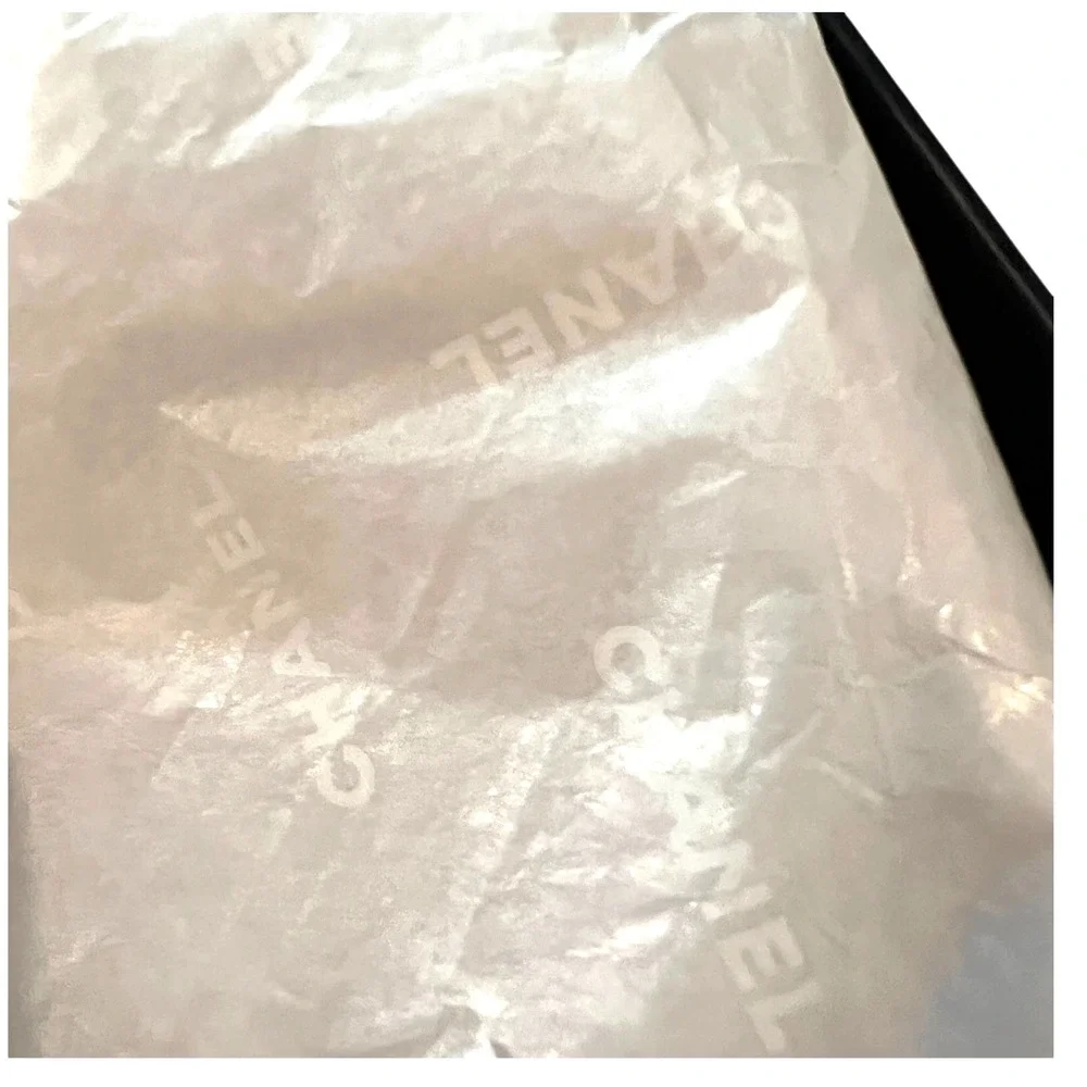 CHANEL Medium‎ Gift Gift Storage Box 8.5